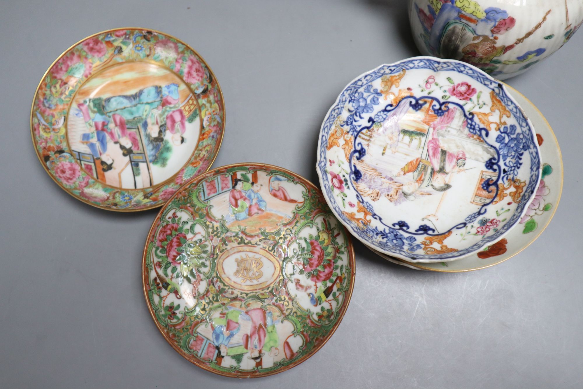 A group of Chinese famille rose tea wares, 18th/19th century